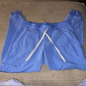 S/P ceil blue figs Zamora